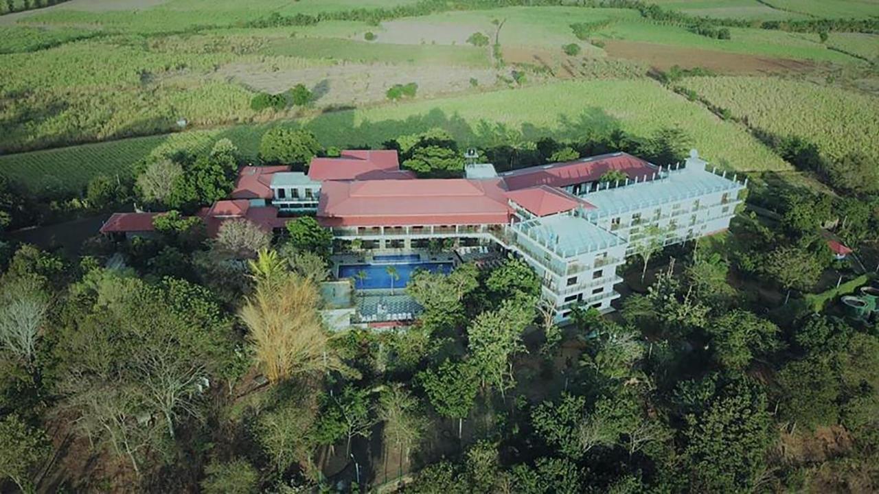 Hotel Centauria Wild Udawalawe Exterior foto