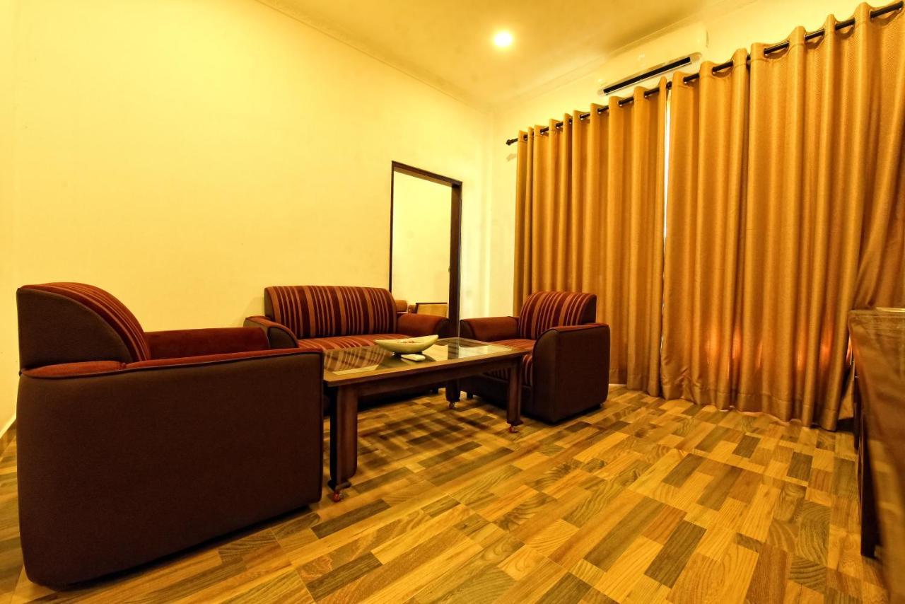 Hotel Centauria Wild Udawalawe Exterior foto