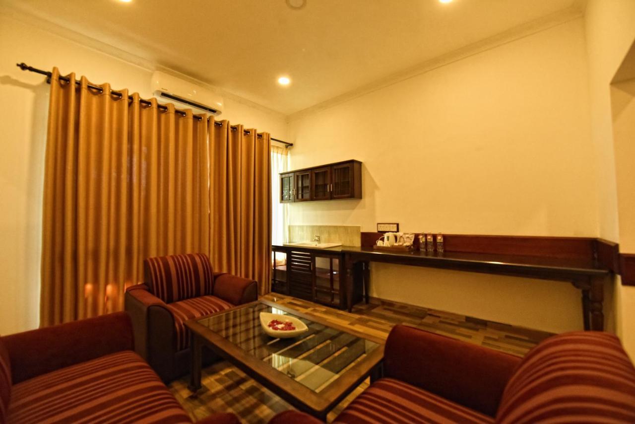 Hotel Centauria Wild Udawalawe Exterior foto