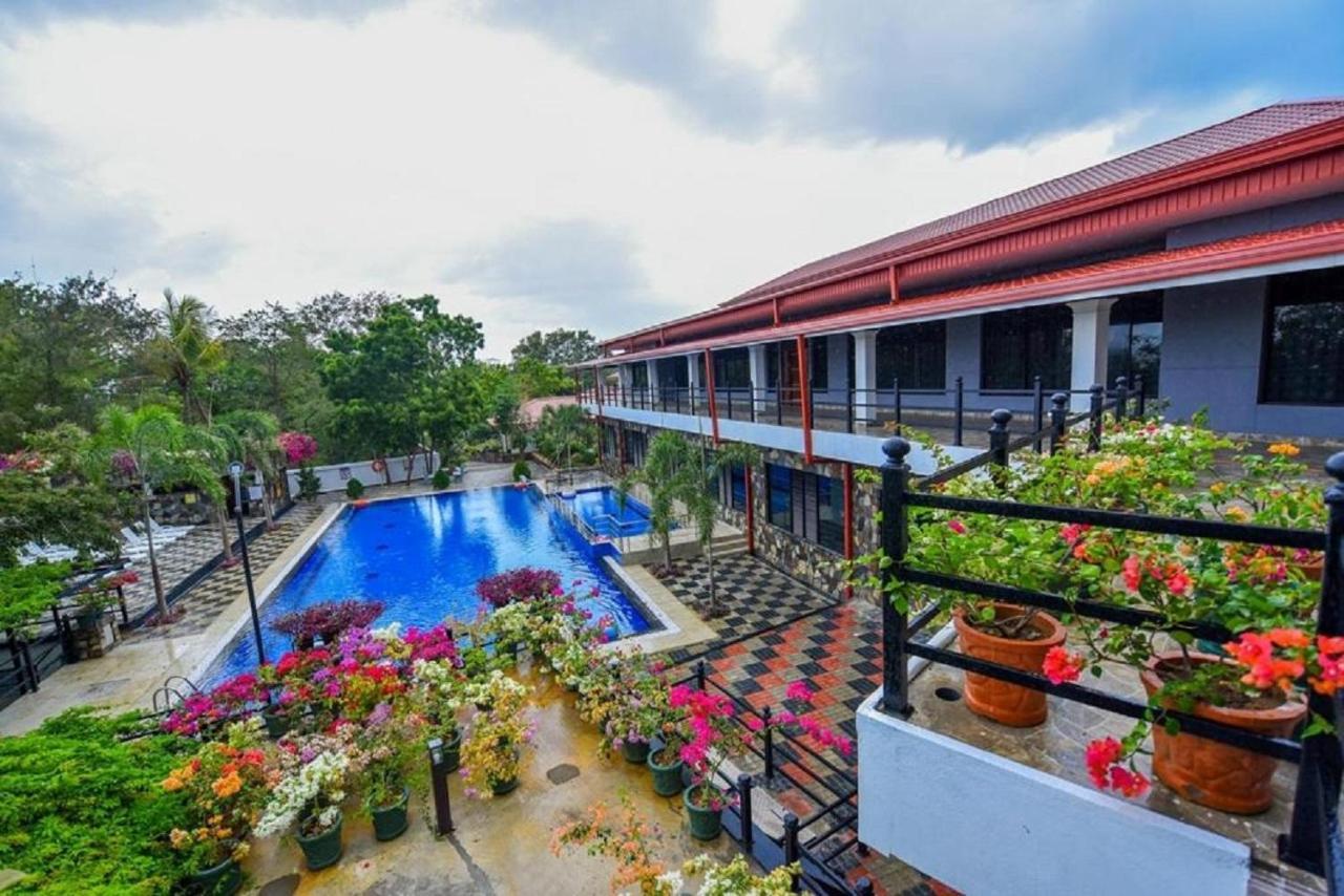 Hotel Centauria Wild Udawalawe Exterior foto