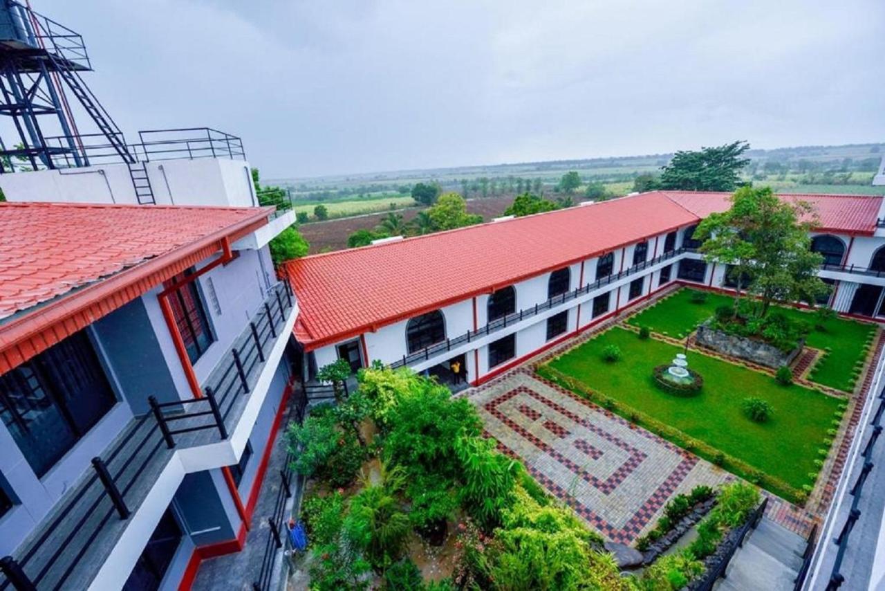 Hotel Centauria Wild Udawalawe Exterior foto